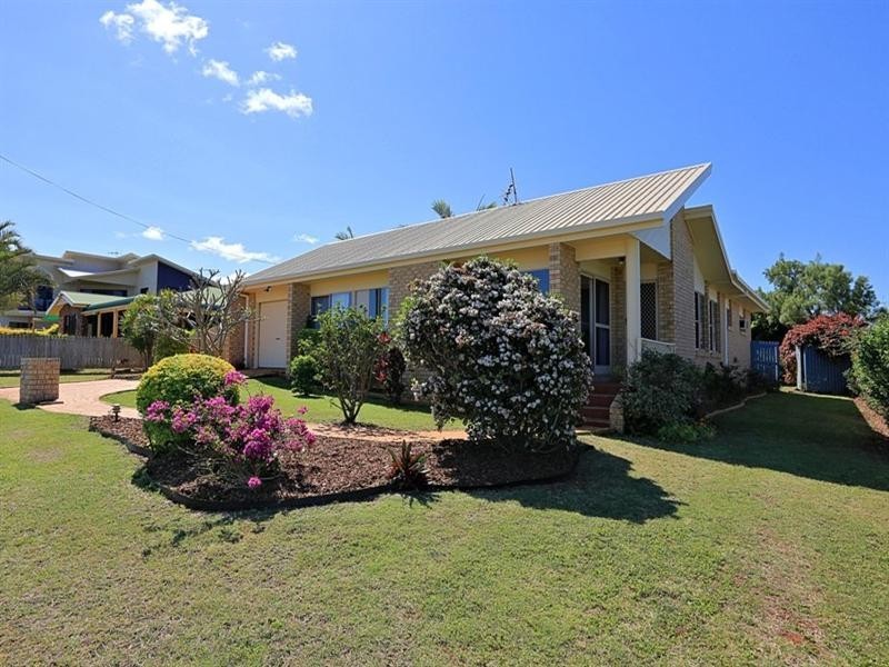 203 Atkinson Road, Elliott Heads QLD 4670