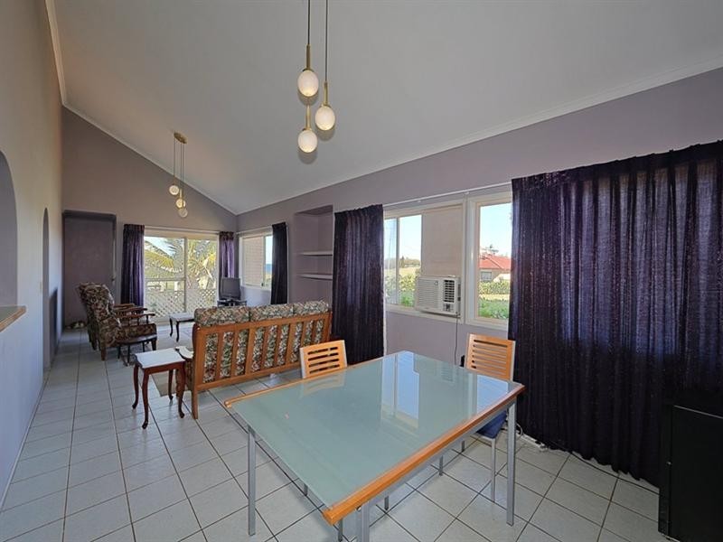 203 Atkinson Road, Elliott Heads QLD 4670