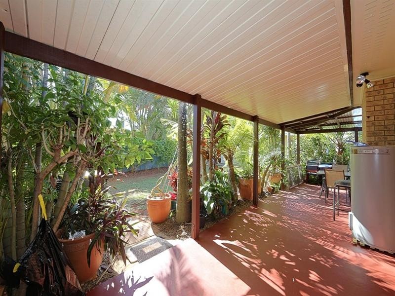 203 Atkinson Road, Elliott Heads QLD 4670