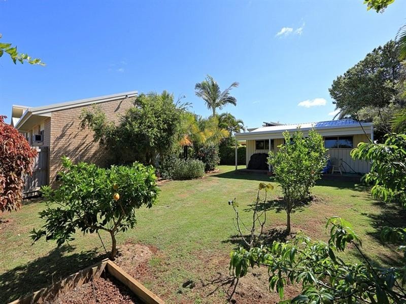 203 Atkinson Road, Elliott Heads QLD 4670