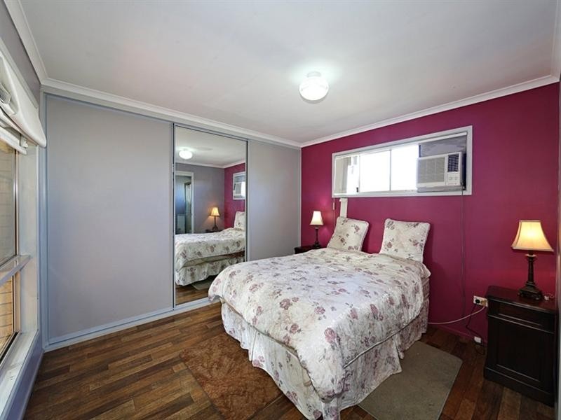 203 Atkinson Road, Elliott Heads QLD 4670