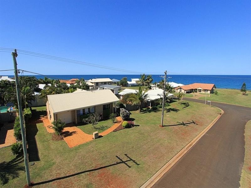 203 Atkinson Road, Elliott Heads QLD 4670