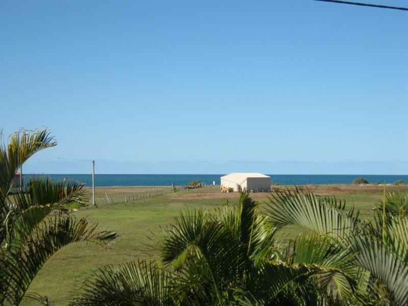 83 Shelley Street, Burnett Heads QLD 4670