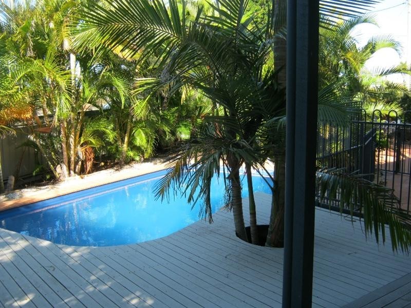 83 Shelley Street, Burnett Heads QLD 4670