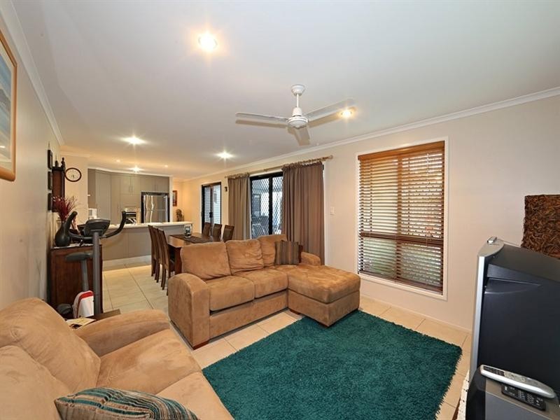 9 Sunseeker Avenue, Bargara QLD 4670