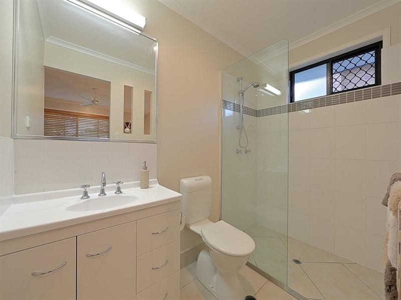 9 Sunseeker Avenue, Bargara QLD 4670