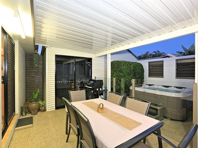 9 Sunseeker Avenue, Bargara QLD 4670