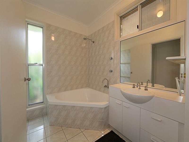 15 Wilfred Street, Bargara QLD 4670