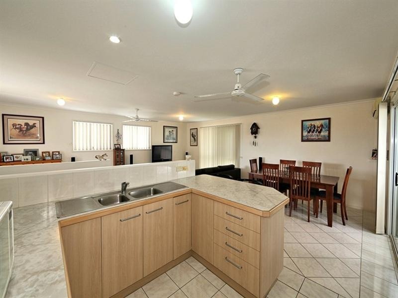 15 Wilfred Street, Bargara QLD 4670