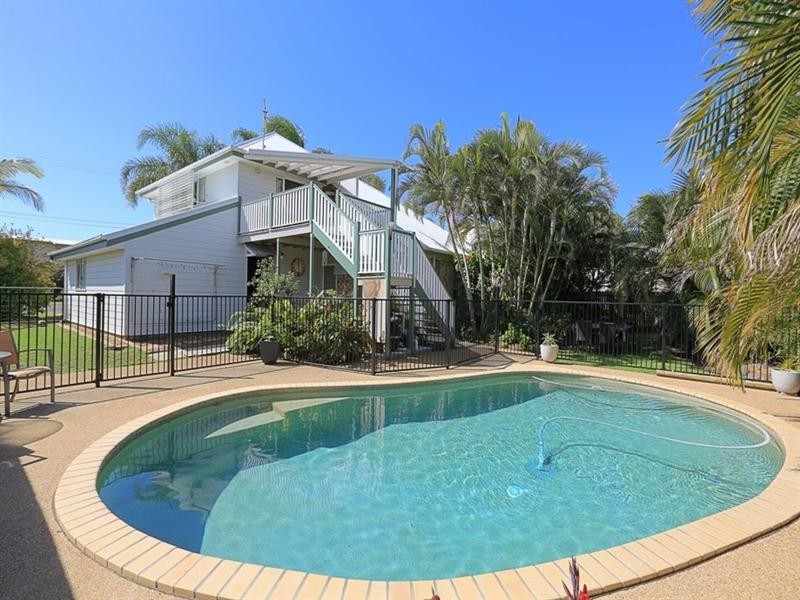 15 Wilfred Street, Bargara QLD 4670