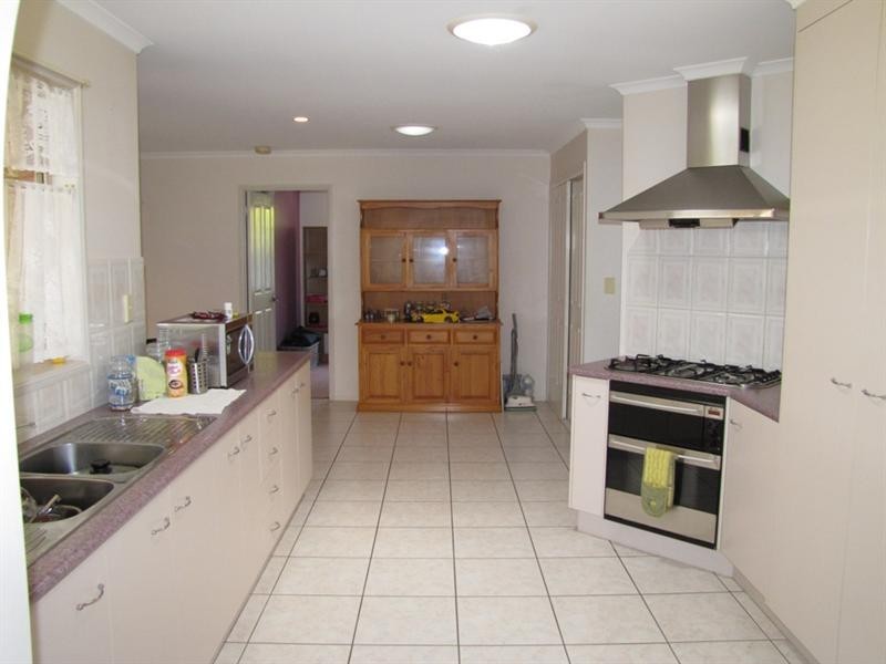 5 Bass Court, Bargara QLD 4670