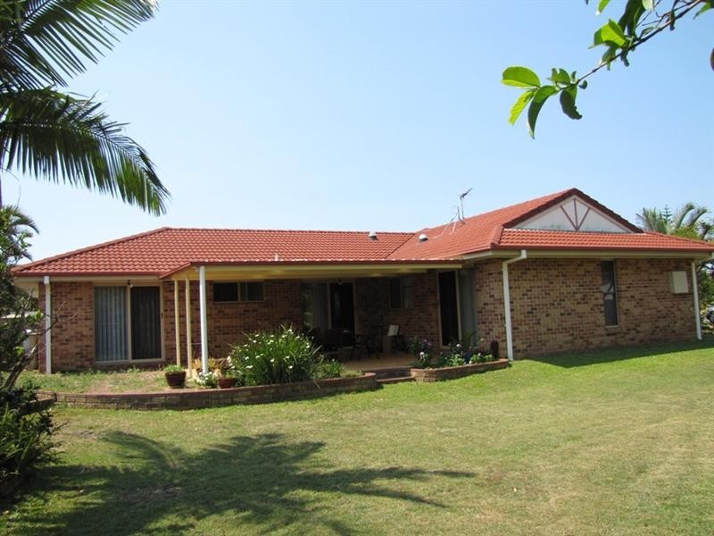 5 Bass Court, Bargara QLD 4670