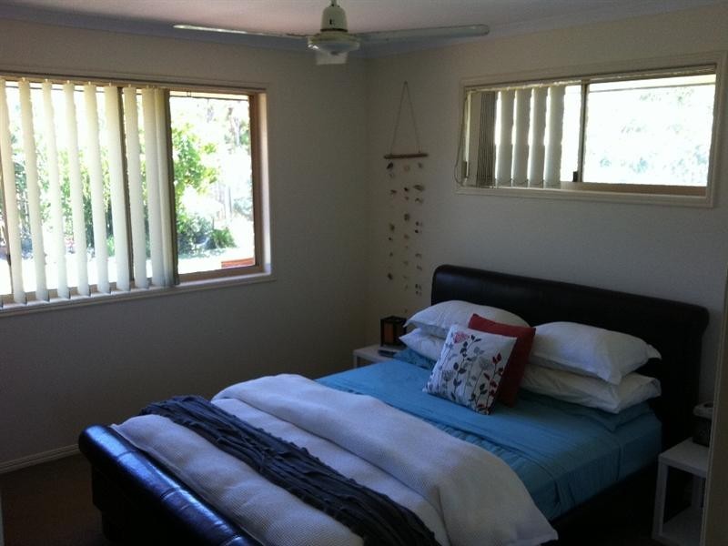 71 Barolin Esplanade, Coral Cove QLD 4670