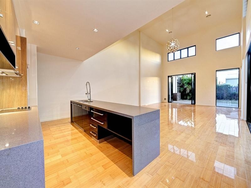 2/10 Trinity Close, Bargara QLD 4670