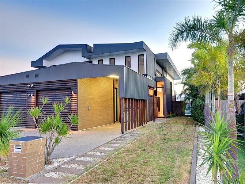 2/10 Trinity Close, Bargara QLD 4670