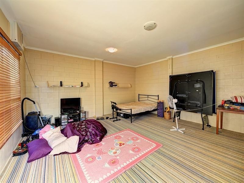 Avenell Heights QLD 4670