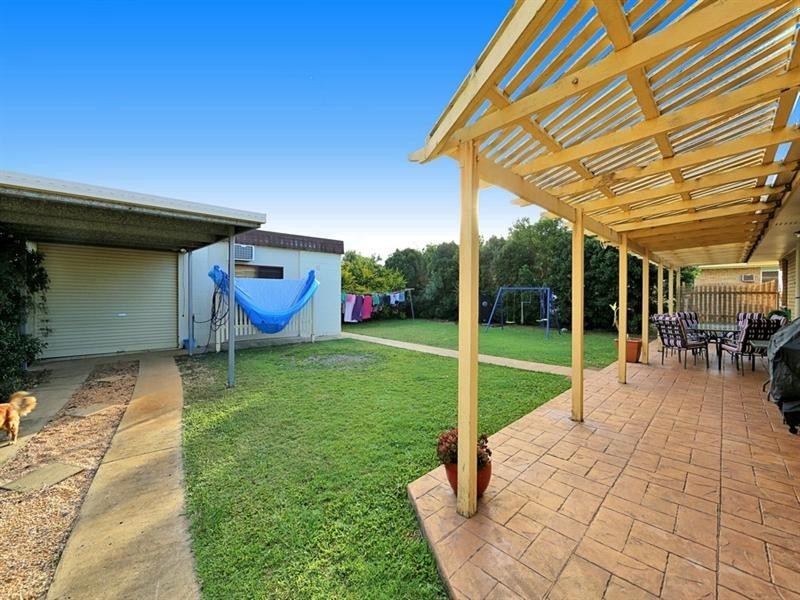 Avenell Heights QLD 4670