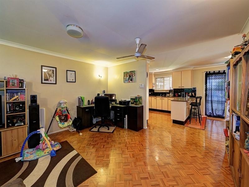 Avenell Heights QLD 4670