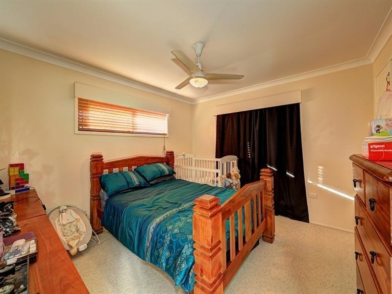 Avenell Heights QLD 4670