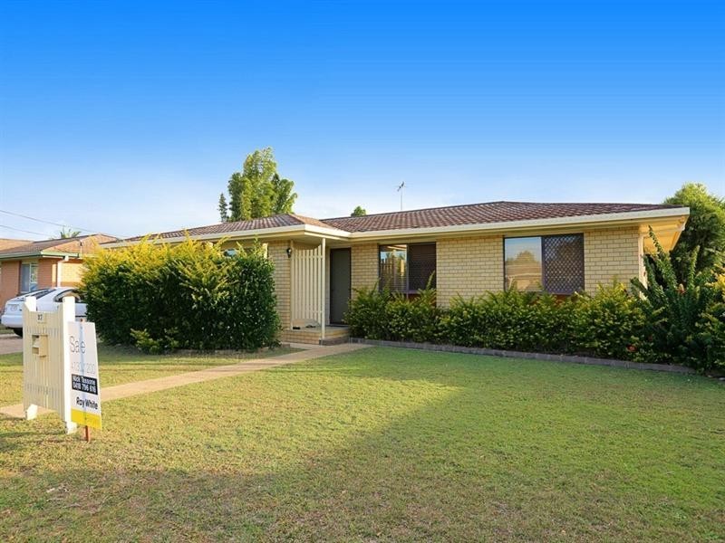 Avenell Heights QLD 4670