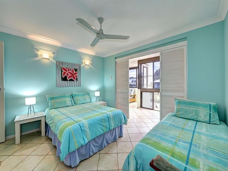 2/41 Esplanade, Bargara QLD 4670