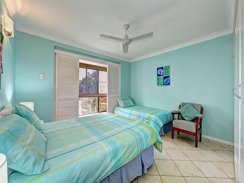 2/41 Esplanade, Bargara QLD 4670