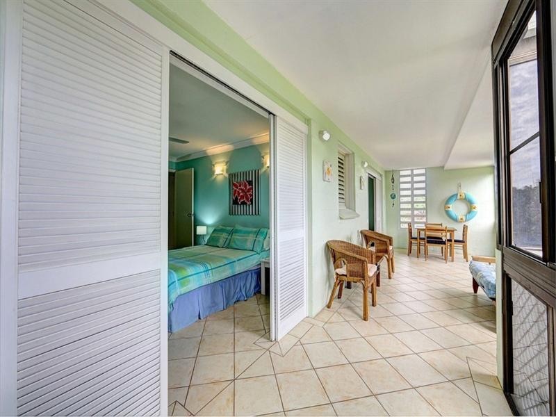 2/41 Esplanade, Bargara QLD 4670