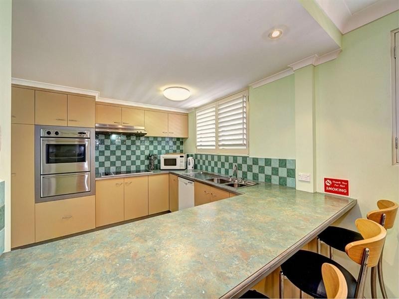 2/41 Esplanade, Bargara QLD 4670