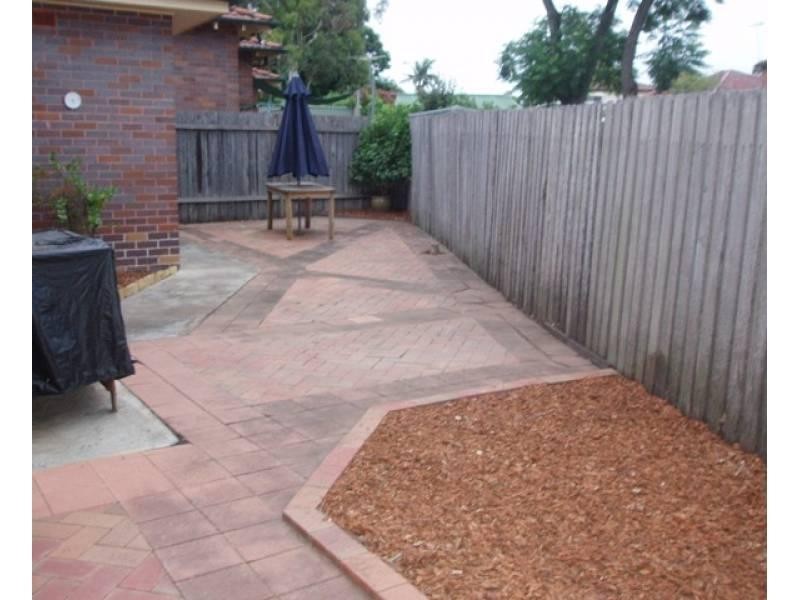 4/8A Highland Road, Peakhurst NSW 2210