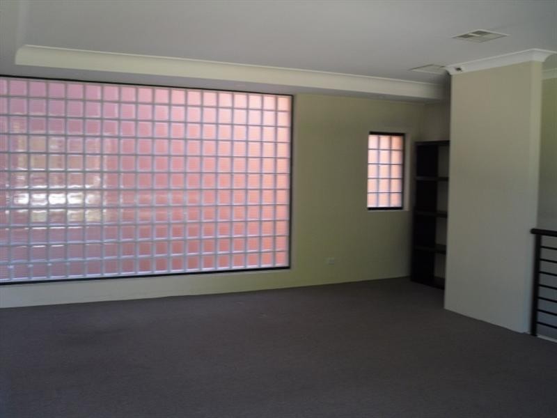 1/2 The Mall, South Hurstville NSW 2221