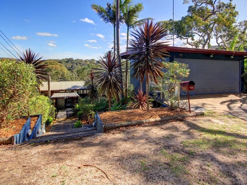 135 Arcadia Avenue, Gymea Bay NSW 2227