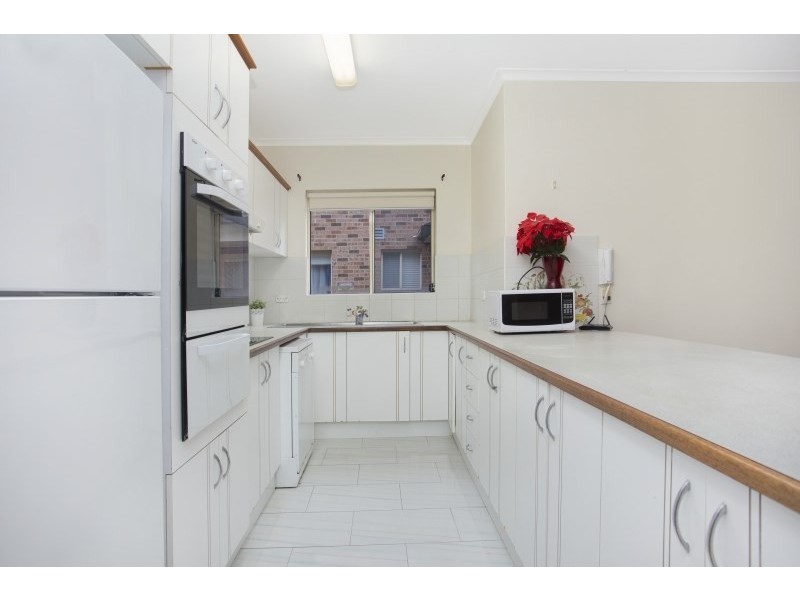 1/17-21 Carnarvon Street, Carlton NSW 2218