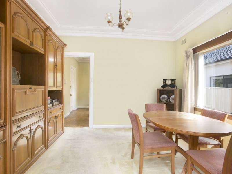 16 Lobb Crescent, Beverley Park NSW 2217