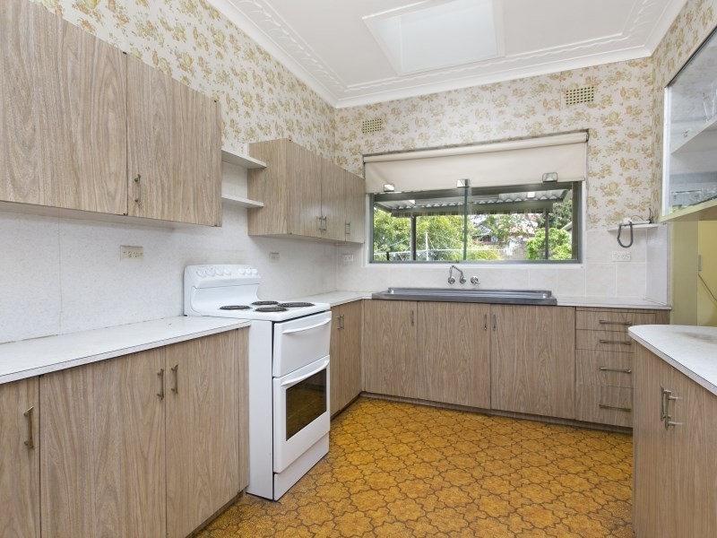 16 Lobb Crescent, Beverley Park NSW 2217