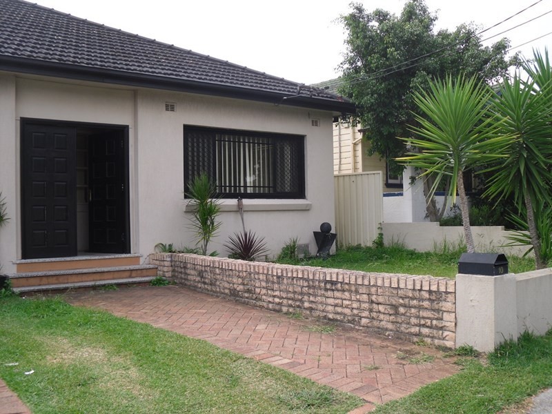 10 St Georges Road, Bexley NSW 2207