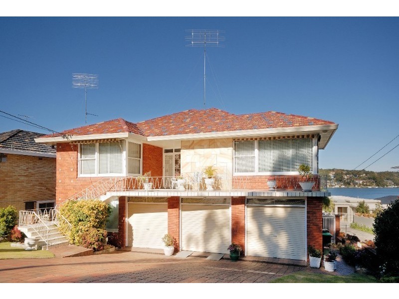 243 Queens Road, Connells Point NSW 2221