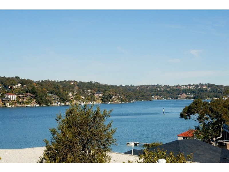 243 Queens Road, Connells Point NSW 2221