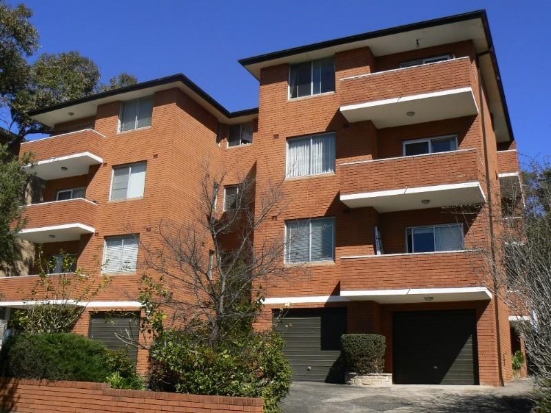 9/7 short Street, Carlton NSW 2218