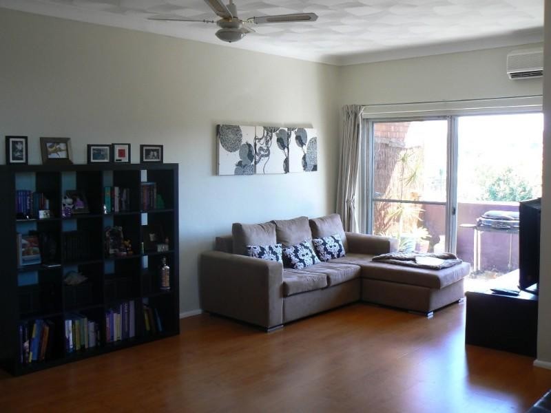 9/7 short Street, Carlton NSW 2218