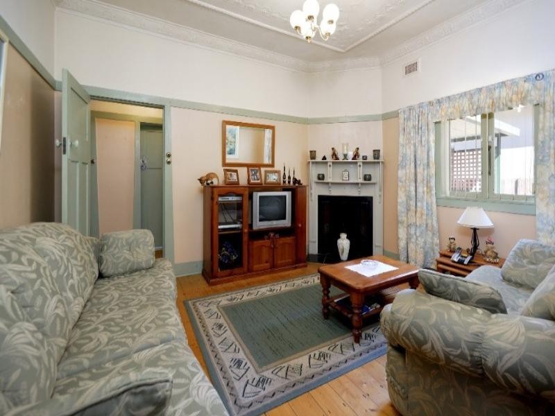 154 West Street, South Hurstville NSW 2221