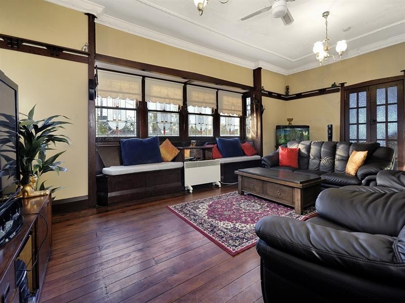 12 Braeside Avenue, Penshurst NSW 2222