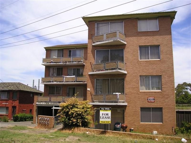 8/1A Wiruna Crescent, Narwee NSW 2209