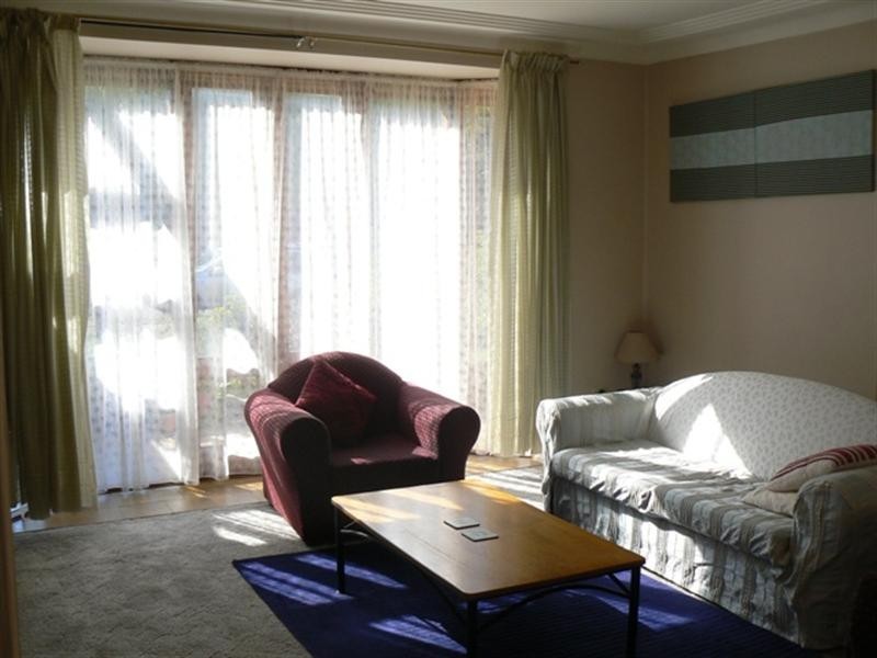 1 Murdoch Crescent, Connells Point NSW 2221