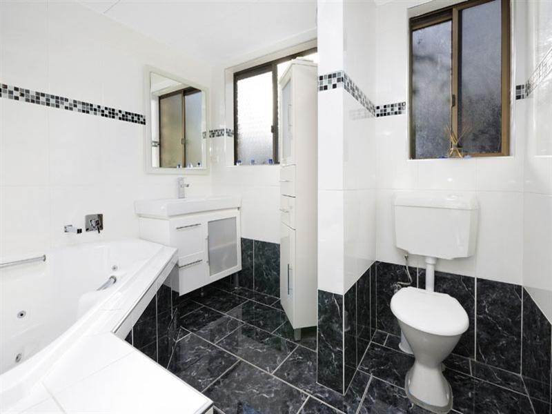 3/5-7 English Street, Kogarah NSW 2217