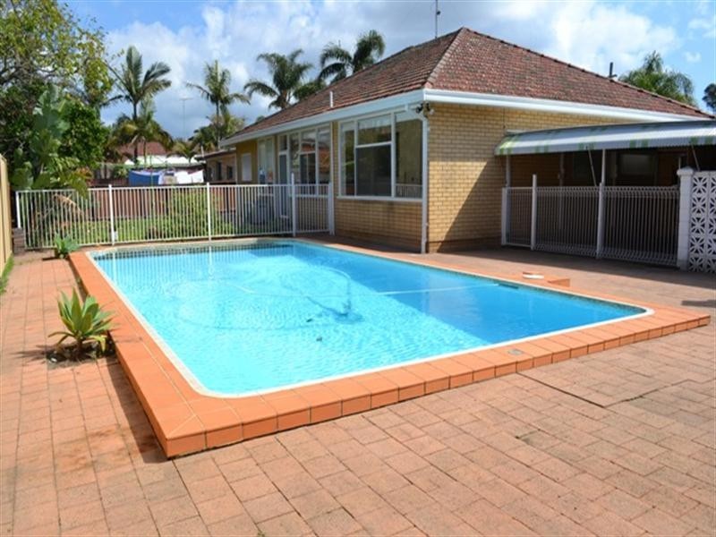 1 Snowy Place, Sylvania Waters NSW 2224