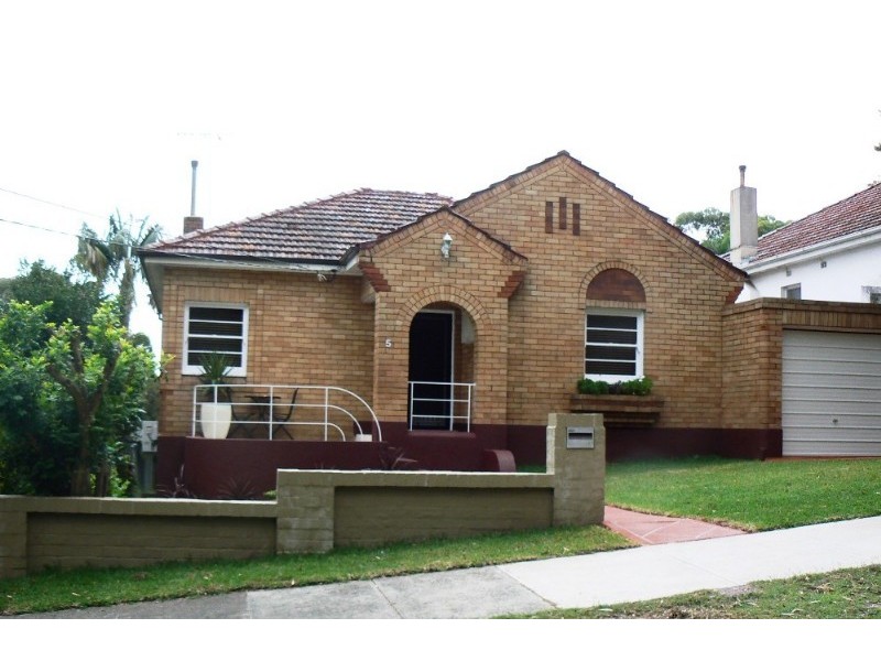 5 Church Street, Blakehurst NSW 2221