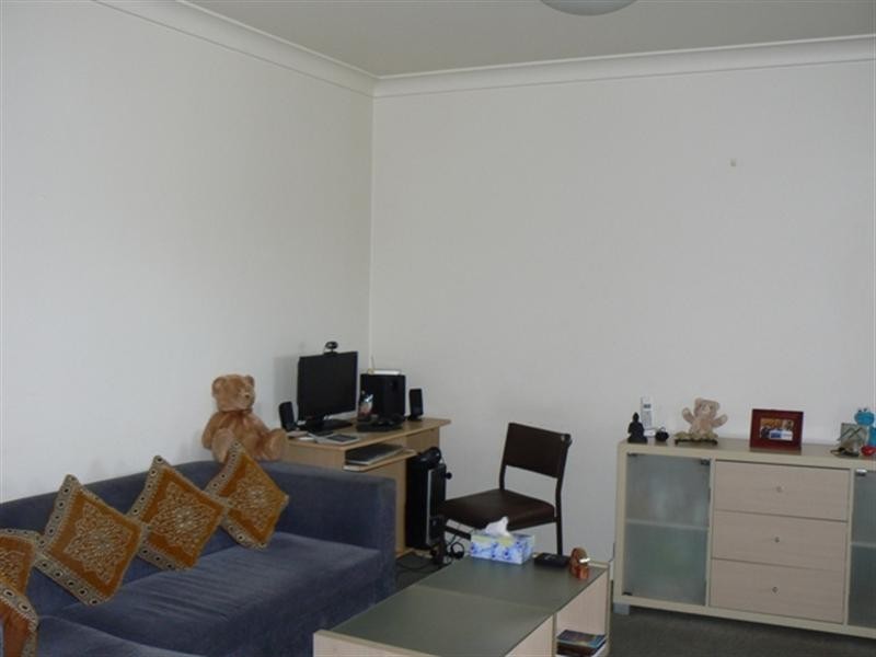 8/27-29 Apsley Street, Penshurst NSW 2222