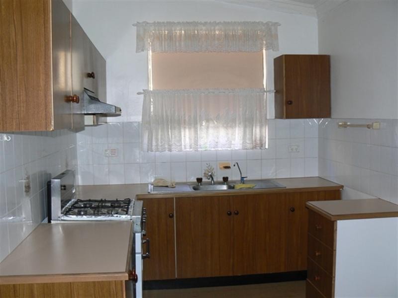 13 Cronulla Street, Carlton NSW 2218