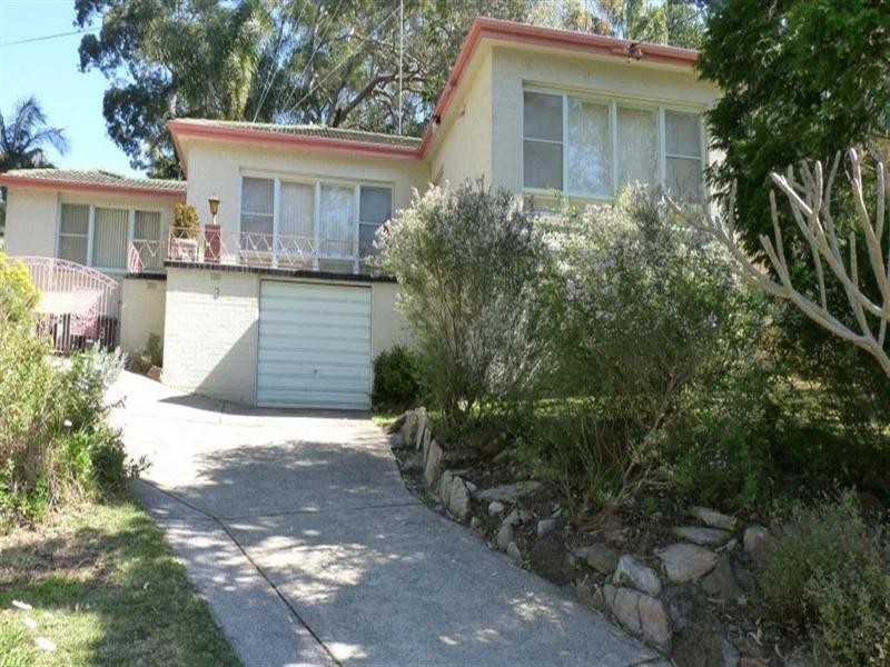 3 Margaret Crescent, Lugarno NSW 2210