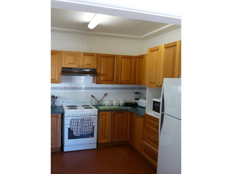 3 Margaret Crescent, Lugarno NSW 2210